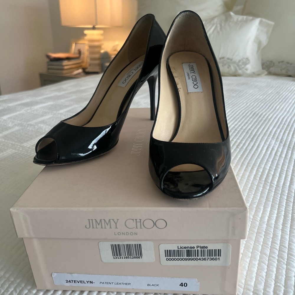 Jimmy Choo Evelyn Patent Leather Peep Toe Heel, sz 40, VGUC